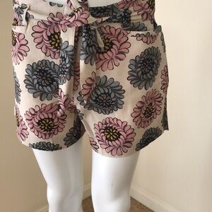 LOFT Outlet Linen Blend Floral Tie Waist Shorts Size 2 | Cream Pink Blue